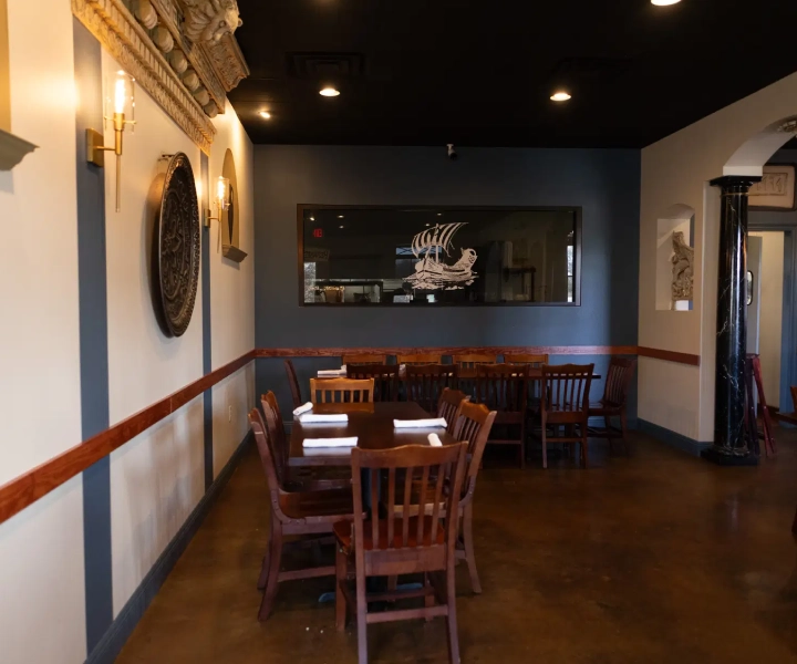central-restaurant-interior